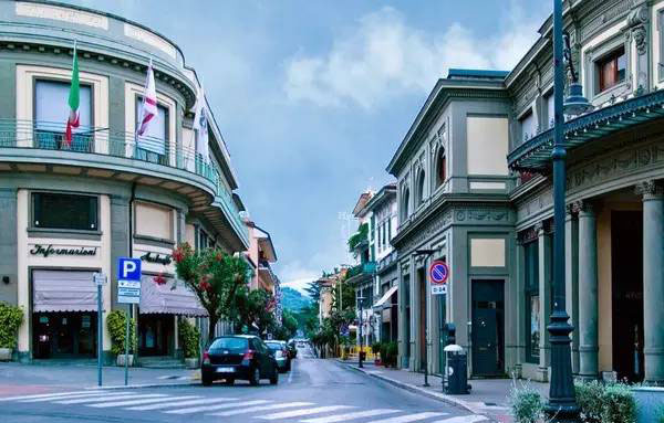 意大利溫泉小鎮(zhèn)規(guī)劃蒙特卡蒂尼建筑風格